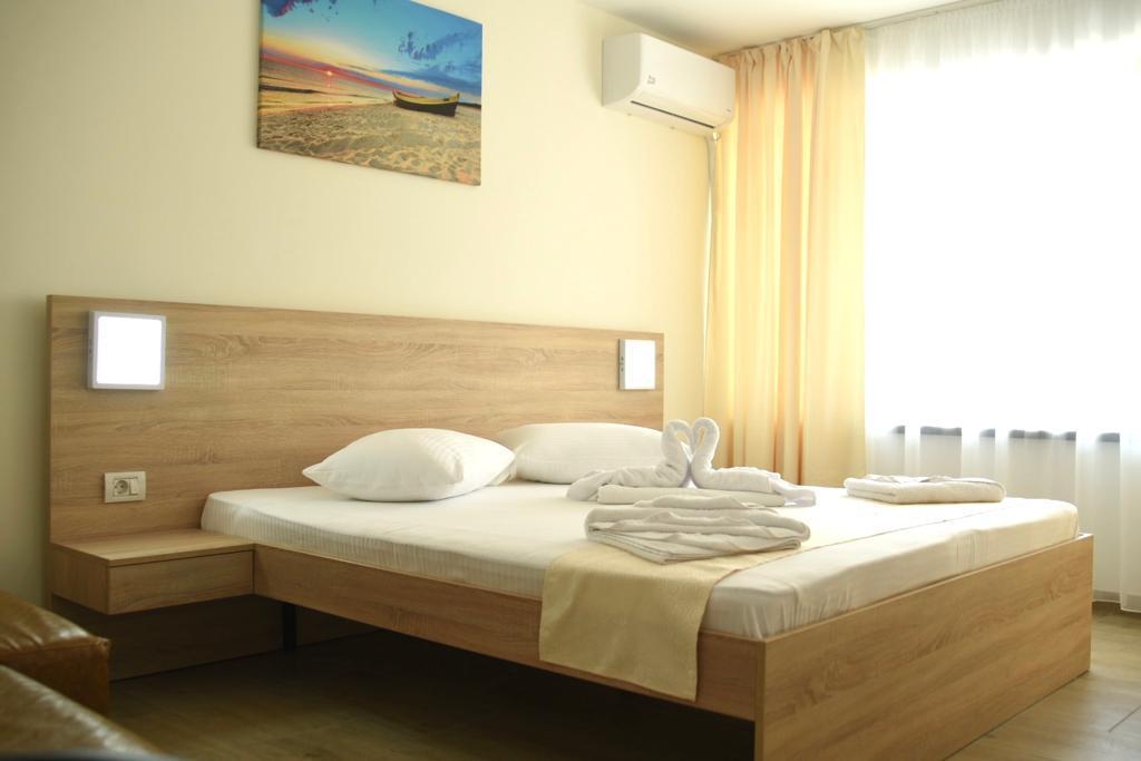Hotel Gloria 에포리수드 외부 사진