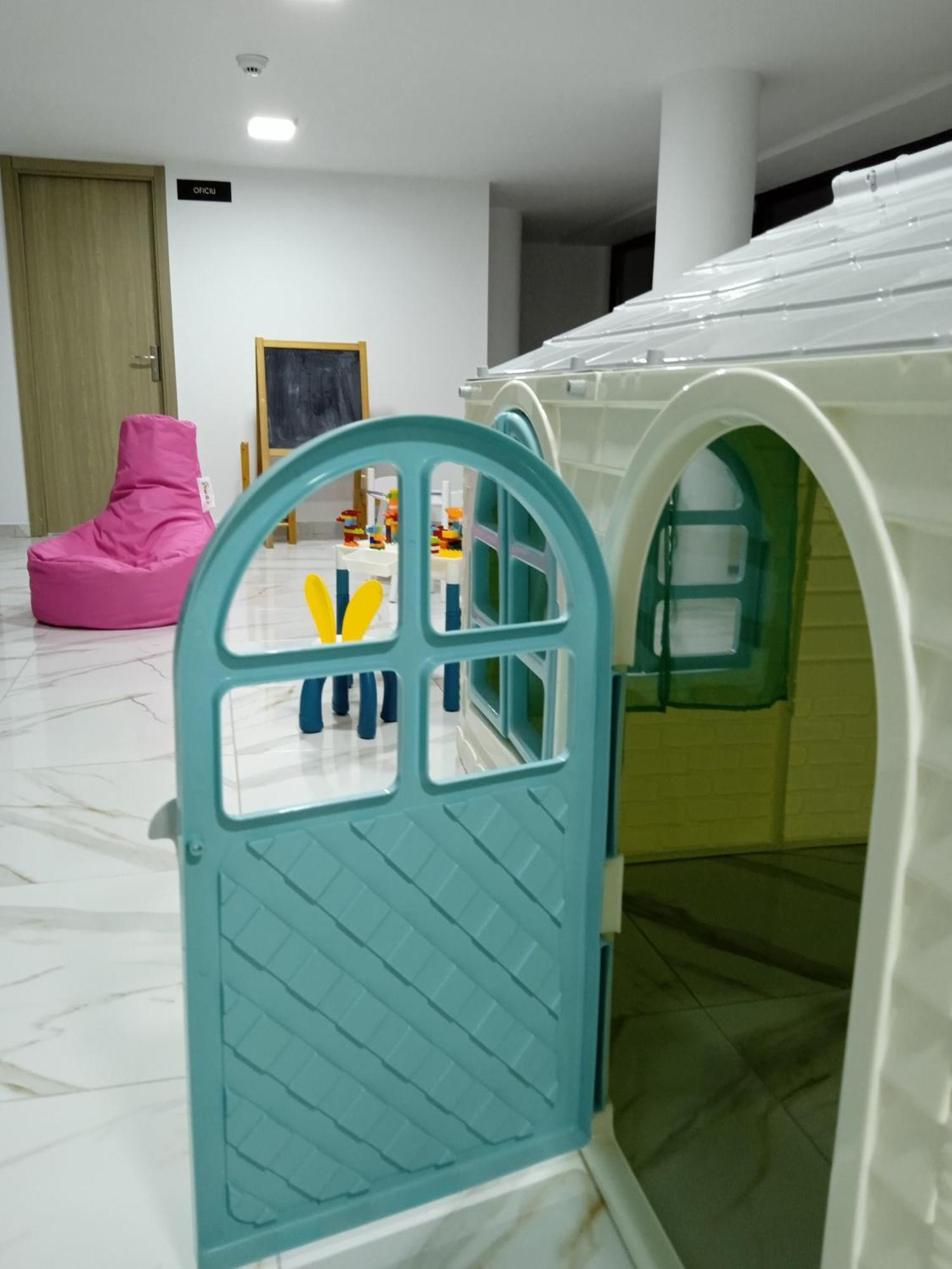 Hotel Gloria 에포리수드 외부 사진